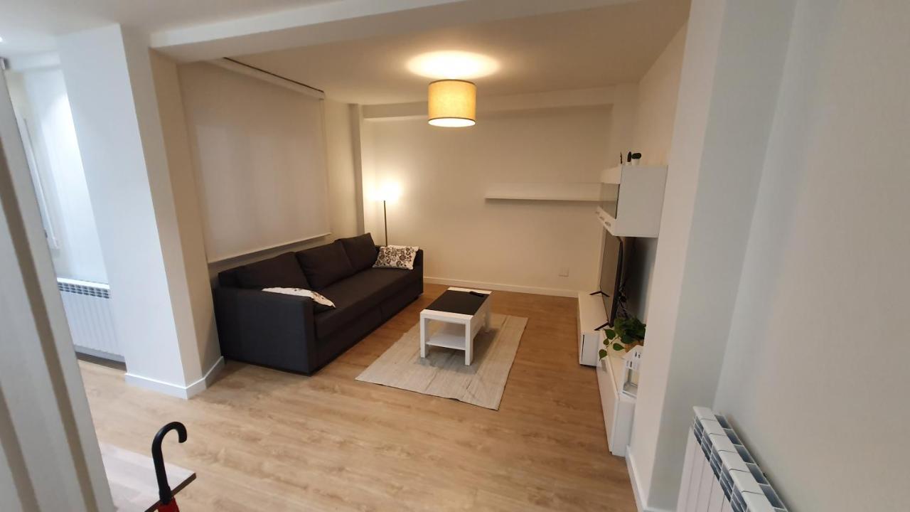 Auditorio Vicele - 2 Hab Y Sofa-Cama - Wifi - Vut-3692-As Oviedo Exterior photo